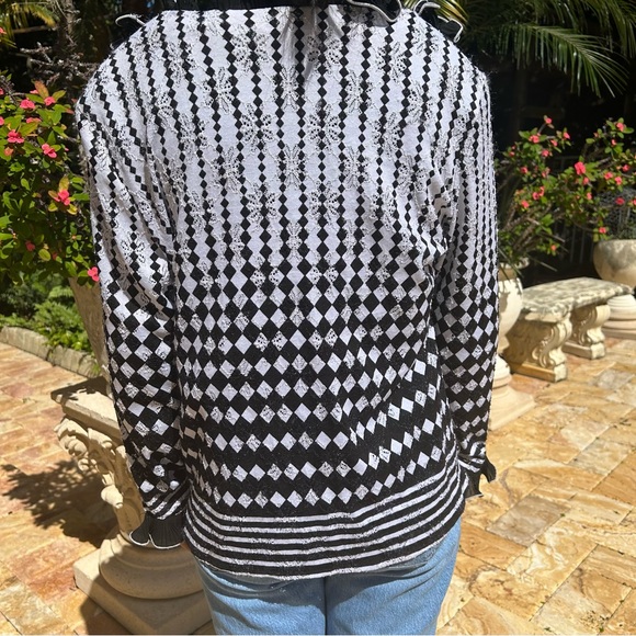 Romance Italy Black White Ruffled Checkered Diamond Print Tile Cardigan! - Picture 7 of 8